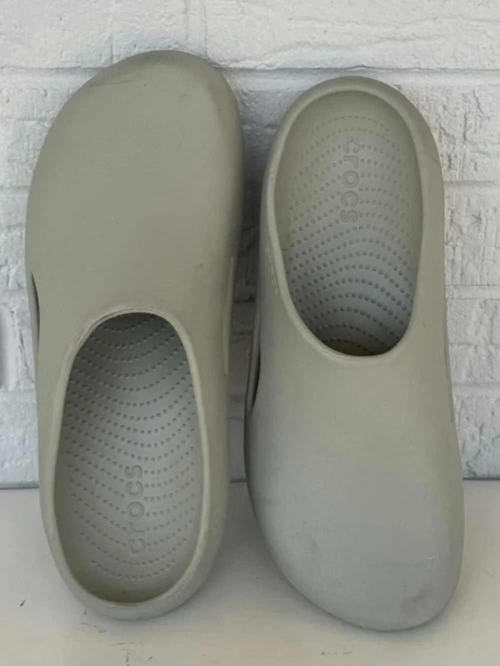 Crocs Mellow Recovery Clogs Men's 12